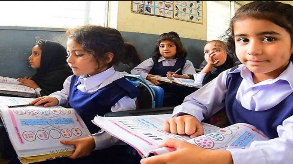 KP’s Private Schools Ordered to Follow Govt Approved Curriculum