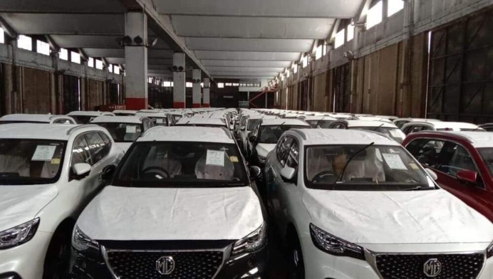 Hundreds of MG HS SUVs Arrive in Pakistan as Demand Increases