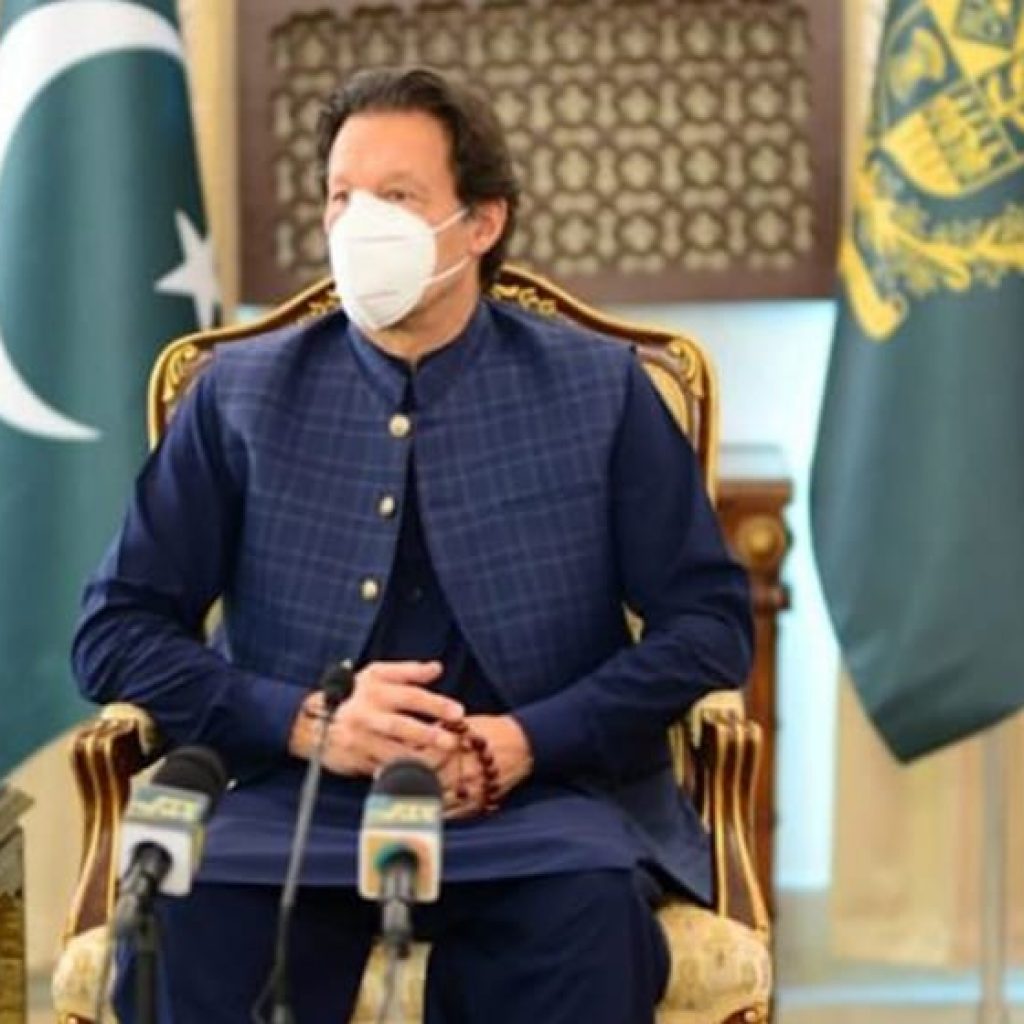 resuming-trade-with-india-is-akin-to-treason-with-kashmiris:-pm-imran