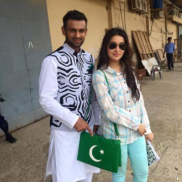 Why Shoaib Malik Want To Cut Shaista Lodhi's Tongue