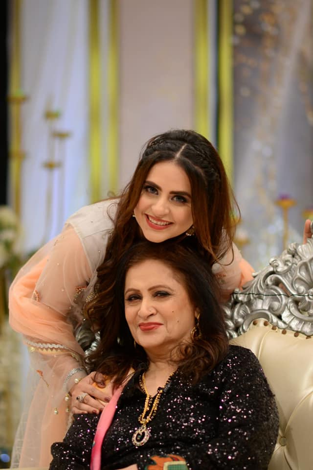 Beautiful Pictures Of Celebrities From GMP Eid Show - Day 3