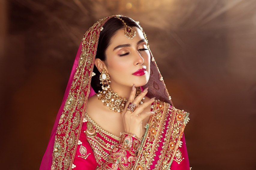 Ayeza Khan’s Latest Best Bridal Looks