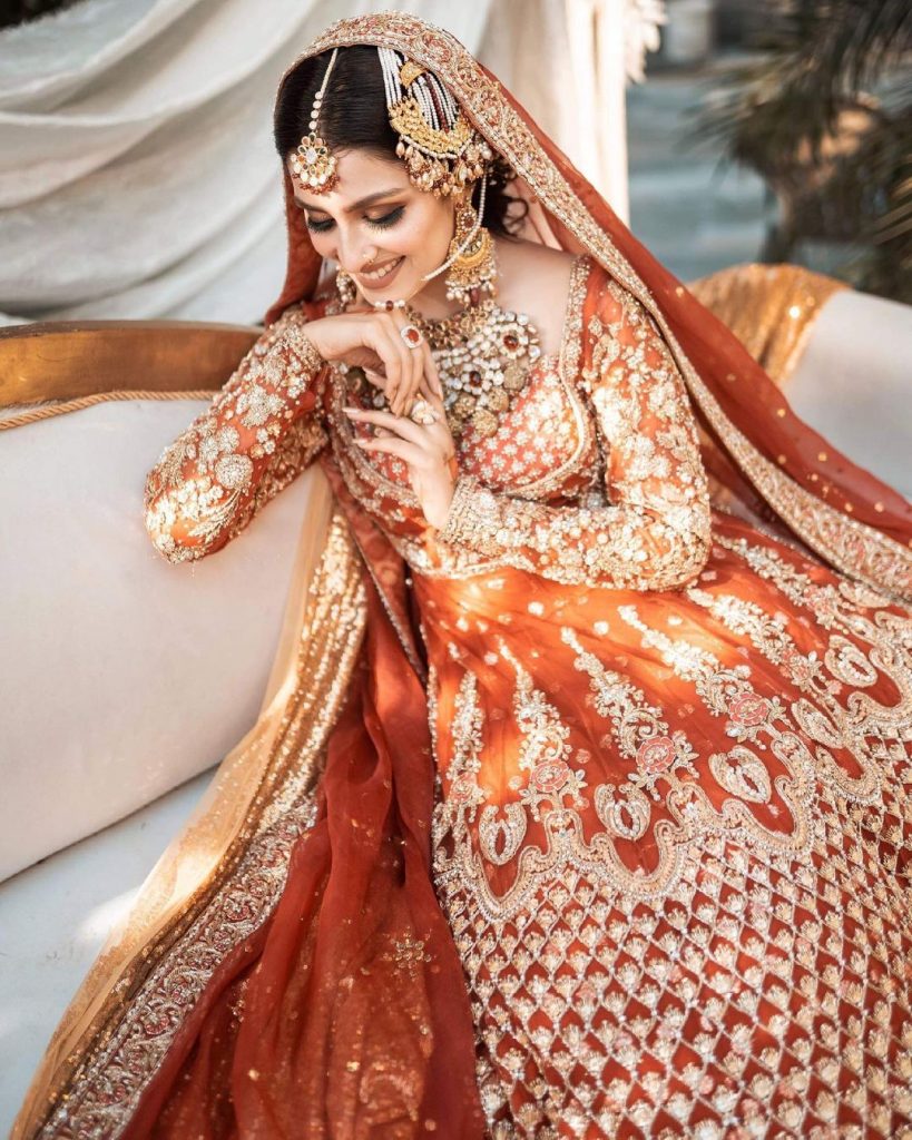 Ayeza Khan Flaunts Elegance In Her Latest Bridal Shoot