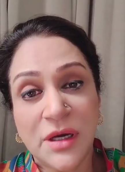 Bushra Ansari's First Statement After The Death Of Her Sister