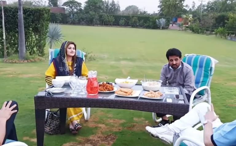 Anchor Mubashar Luqman Hosted A Iftar Dinner For Sahiba and Rambo