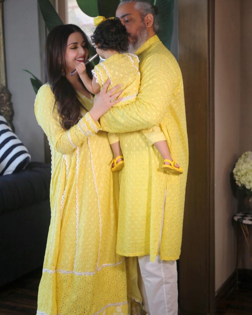 Natasha Khalid's Beautiful Pictures With Her Family Celebrating Eid