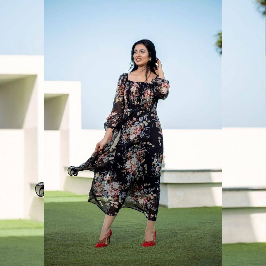 Sarah And Falak Look Super Adorable In Their Latest Photoshoot