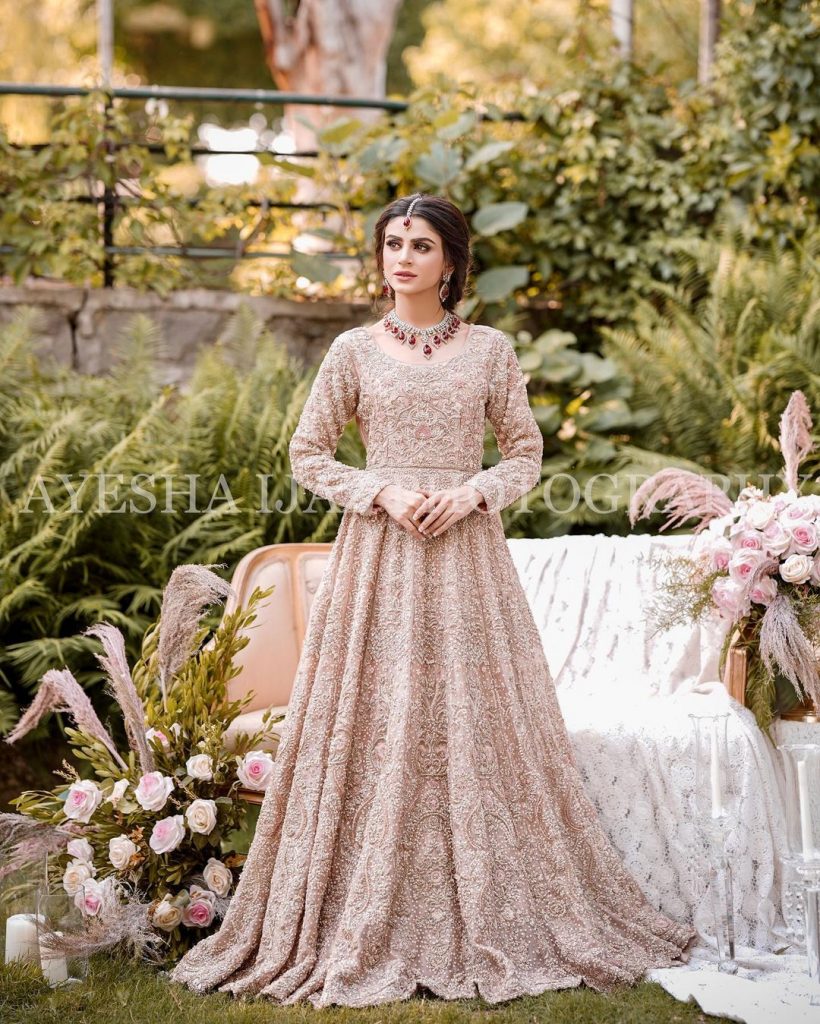 Zubab Rana Stunned In The Bridal Attire By Waqar Asghar