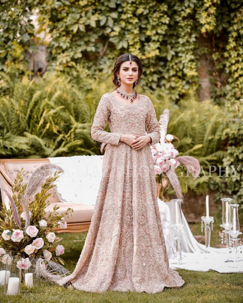 Zubab Rana Stunned In The Bridal Attire By Waqar Asghar