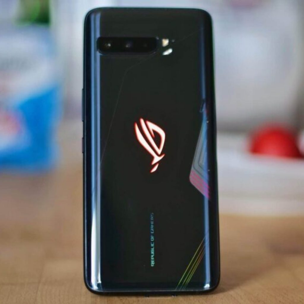 asus-has-a-new-gaming-phone-coming-soon:-leak