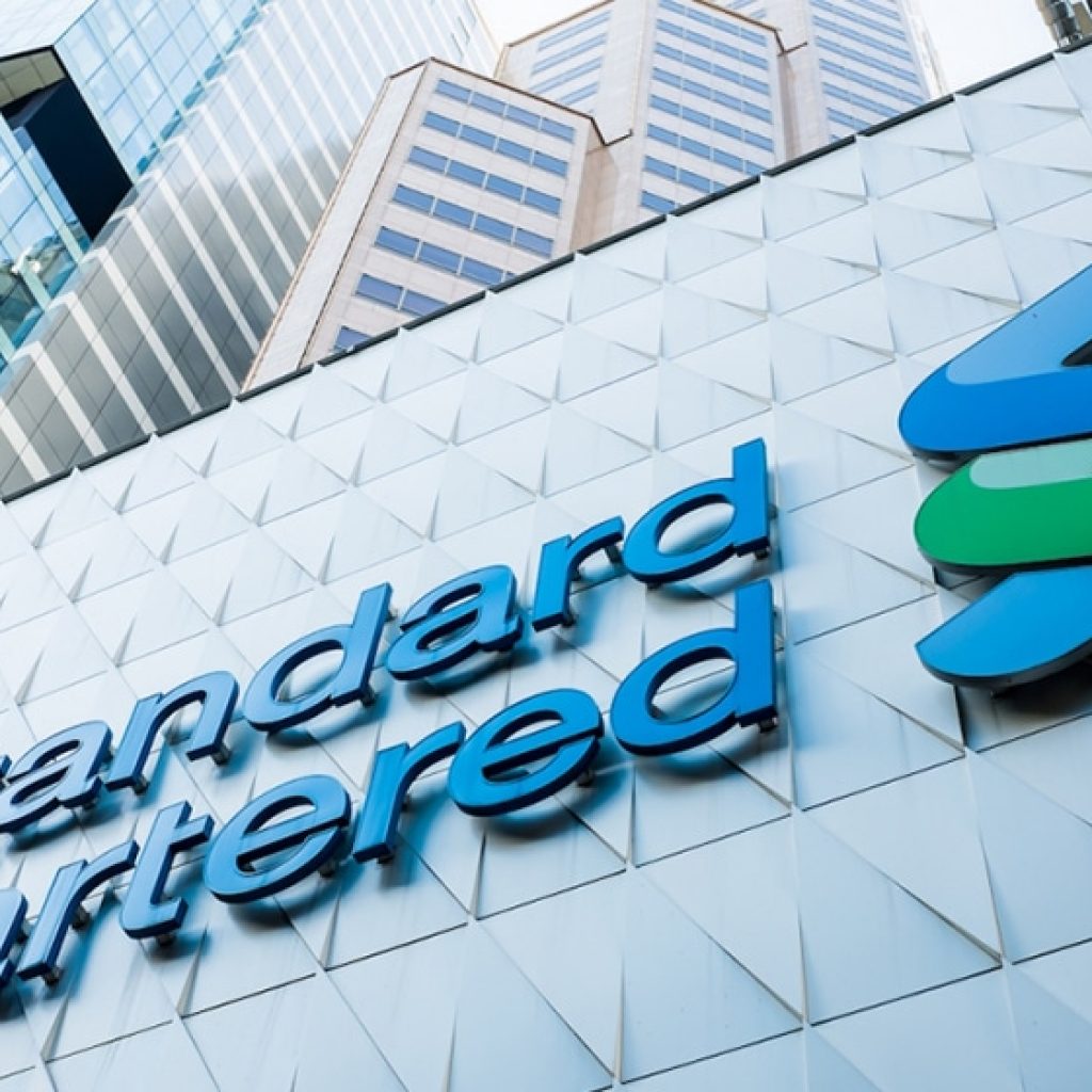 standard-chartered-officially-enters-the-crypto-market-with-its-own-platform