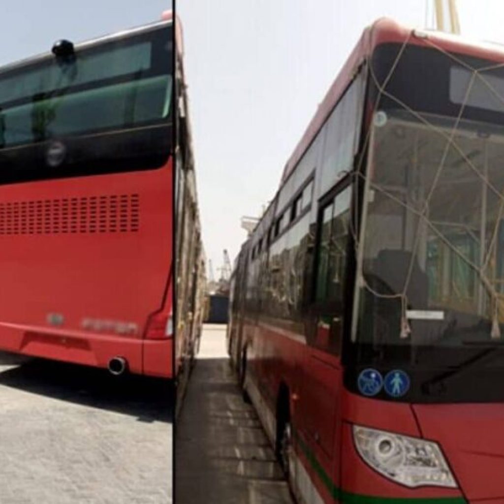 a-fleet-of-new-metro-buses-for-lahore-arrives-at-karachi-port