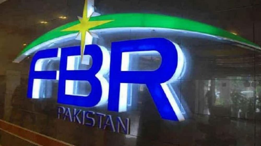 FBR Plans to Collect Rs. 5,829 Billion Revenue in FY 2021-22