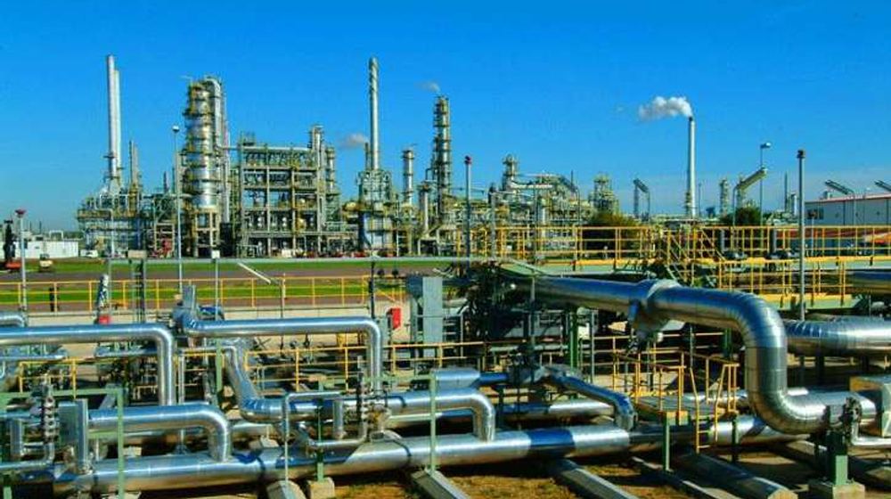 Govt Wants Domestic Oil Refineries to Upgrade to International Standards