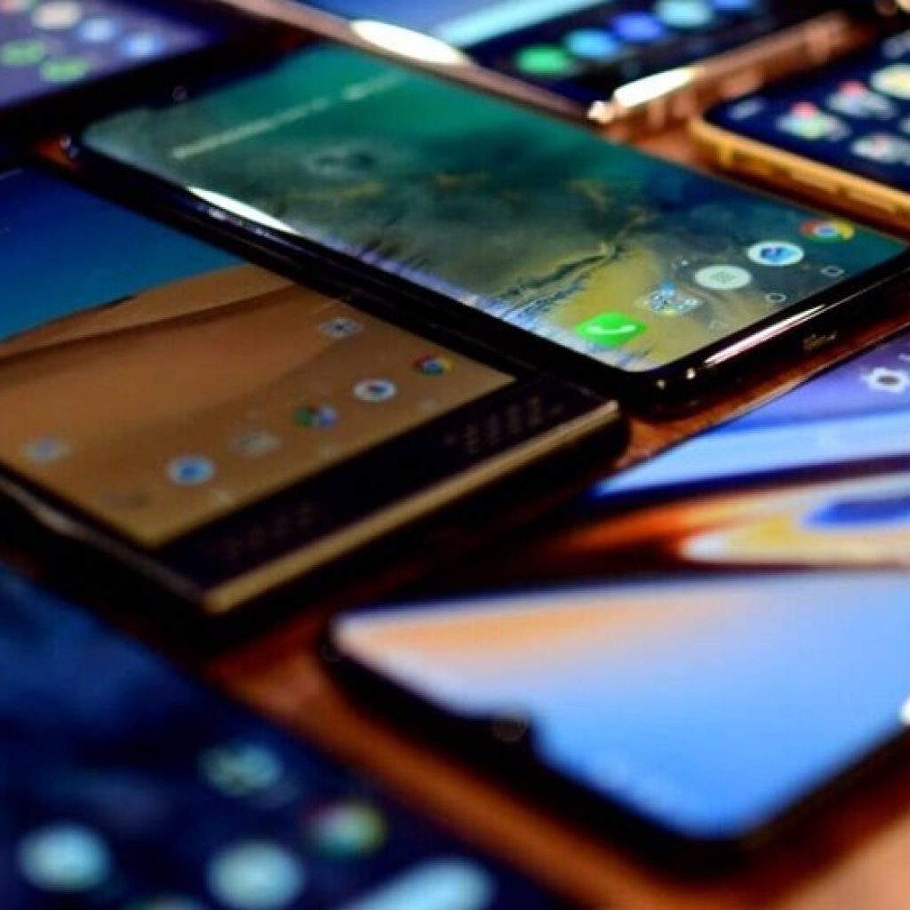 govt-increases-taxes-on-import-of-mobile-phones