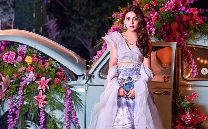 Yashma Gill Looks Super Adorable To Becomes Cinderella