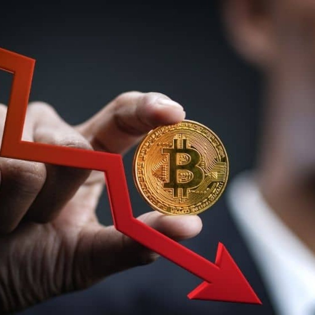 bitcoin-and-crypto-crash-causes-over-$1-trillion-in-losses