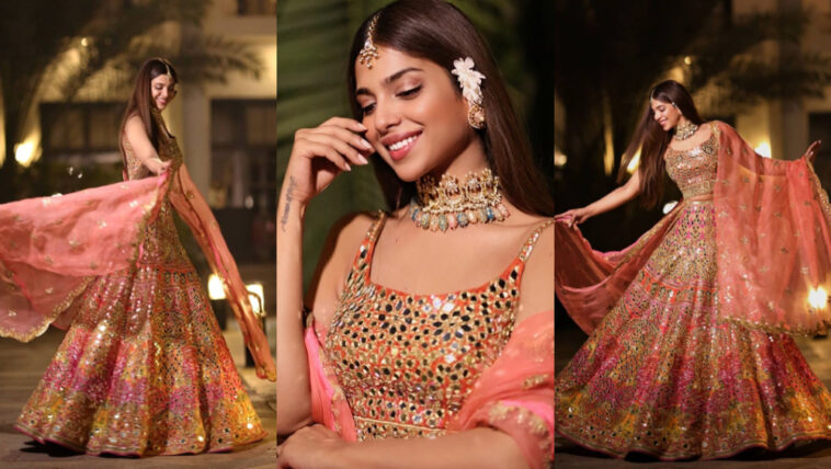 Sonya Hussyn looking breathtakingly gorgeous in lehenga