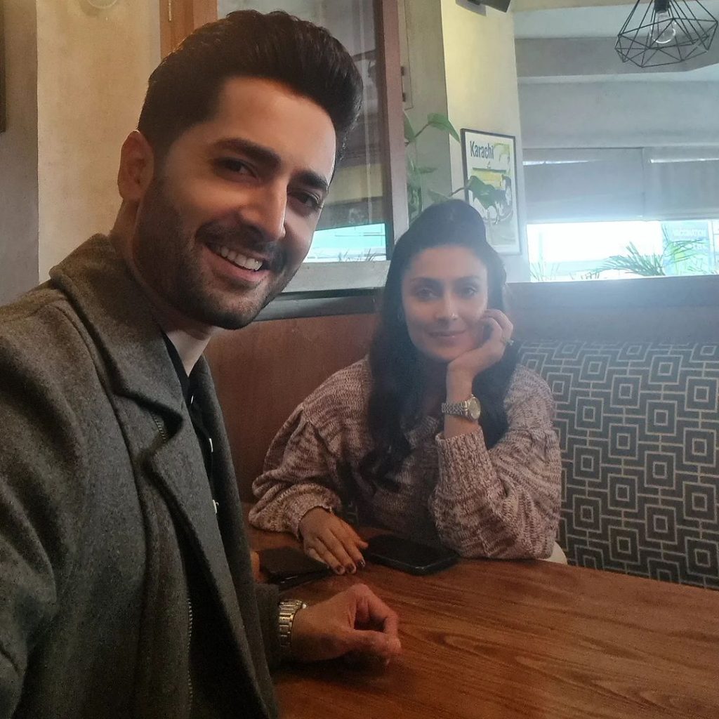 Ayeza Khan And Danish Taimoor At Nida Yasir's Birthday - Beautiful Pictures