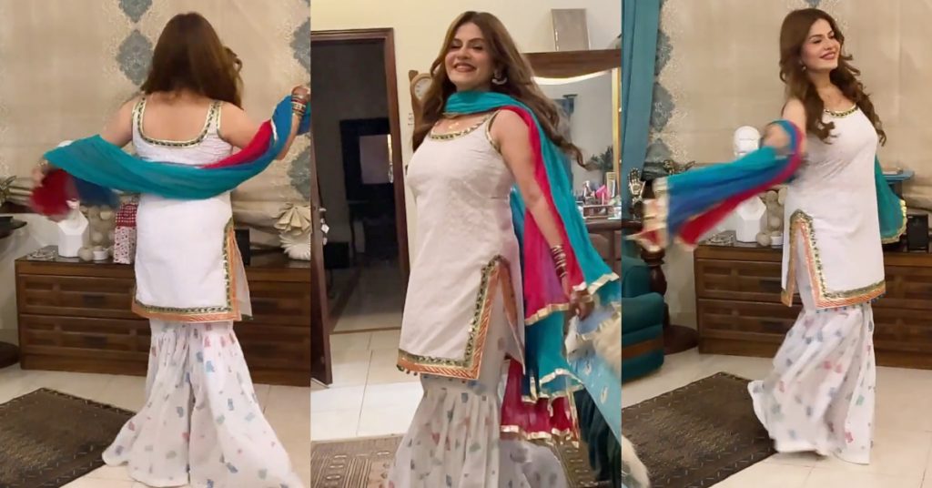 Popular Host Amber Khan’s Eid Dress Invites Public Criticism