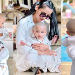 saniya-shamshad-adorable-twinning-pictures-with-son