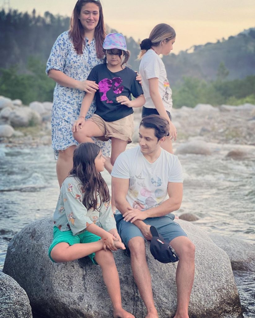 Ali Zafar Treats Fans With Beautiful Family Pictures