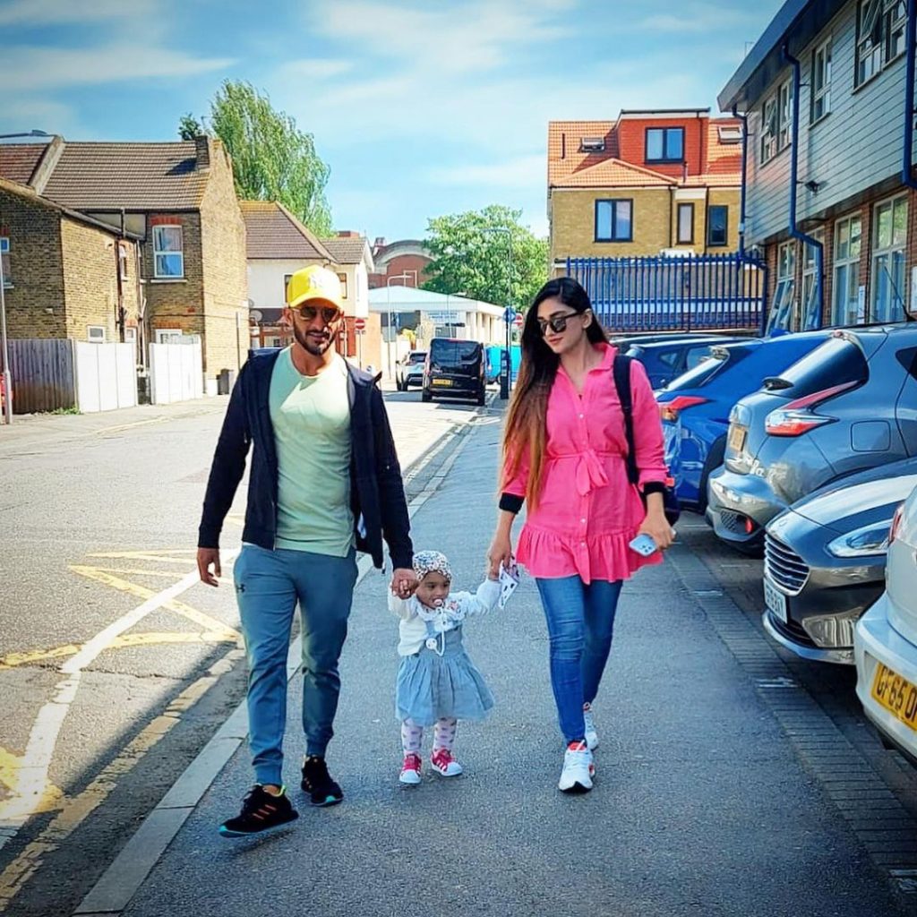 Hassan Ali New Family Pictures From United Kingdom