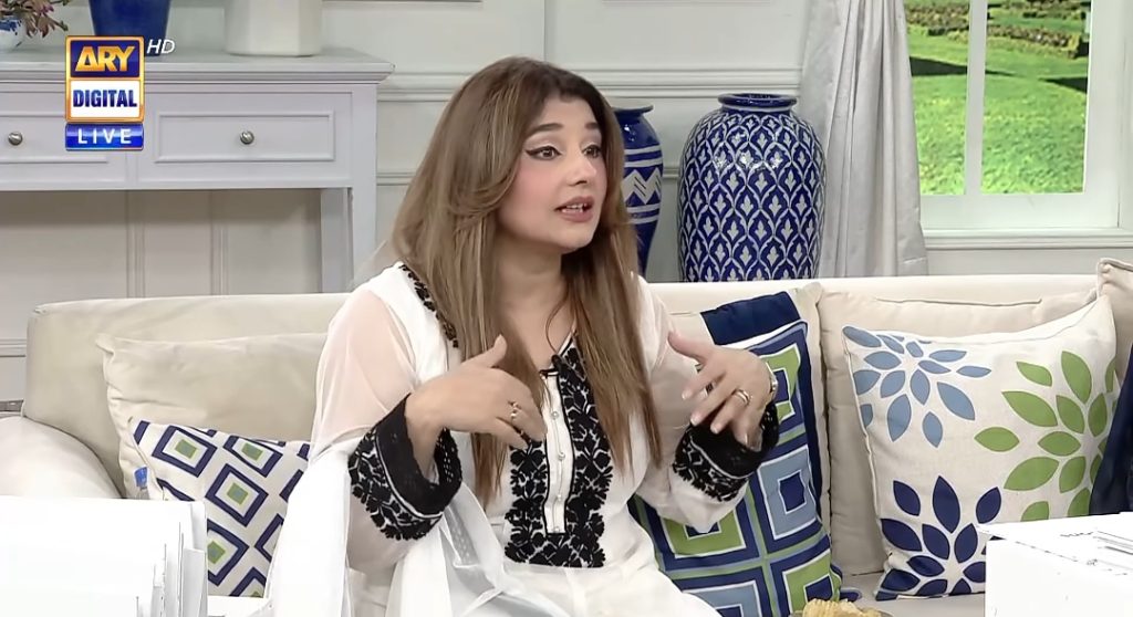 Javeria Saud's Horrible Experience With Permanent Hair Extensions