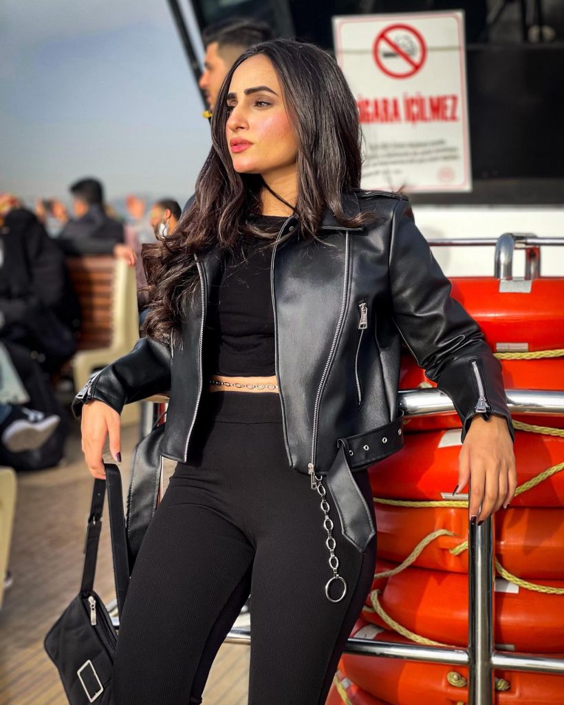 Actress Inaya Khan's Captivating Clicks From Turkey