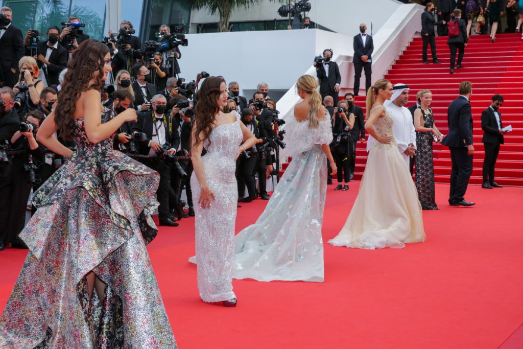 Deepika Padukone and Aihswarya Rai's Cannes Film Festival Looks Heavily Criticized