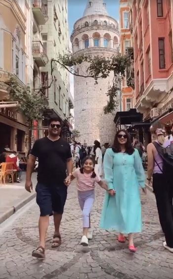 Sanam Jung's Latest Vacation Pictures From Turkey