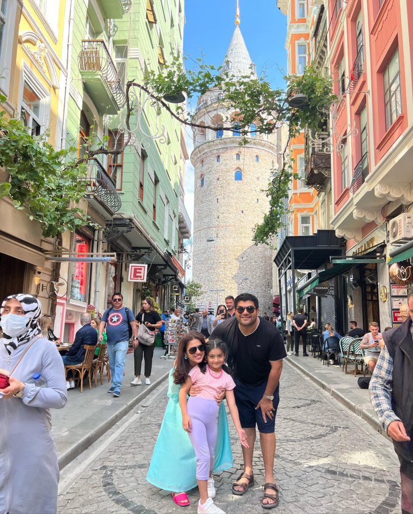 Sanam Jung's Mesmerizing Clicks From Her Gateway To Turkey