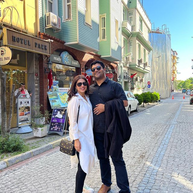 Sanam Jung Spotted Vacationing In Turkey With Family