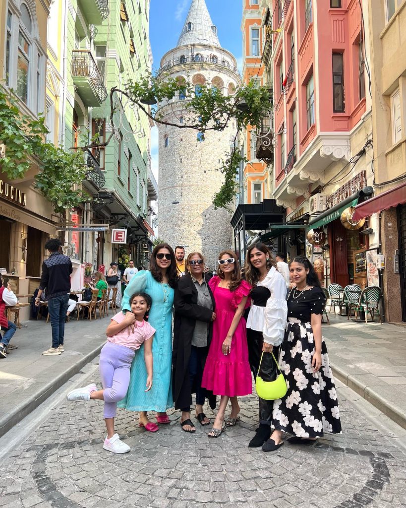 Sanam Jung's Latest Vacation Pictures From Turkey