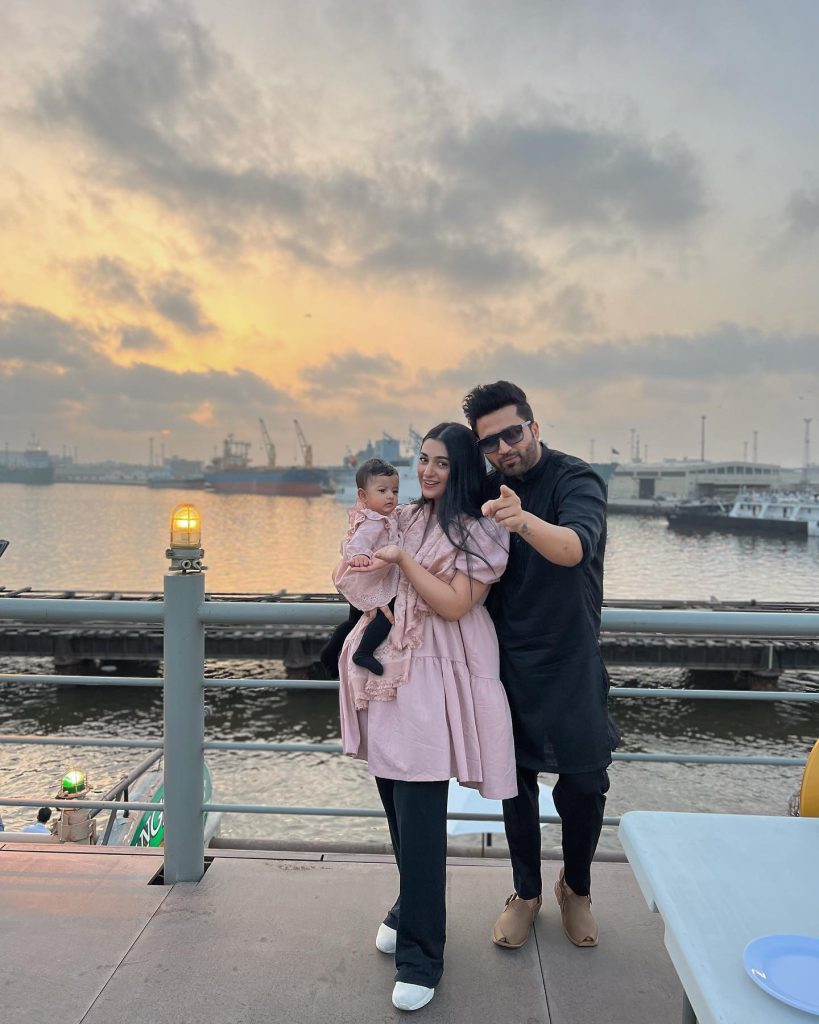 Sarah Khan’s Latest Adorable Clicks With Daughter Alyana