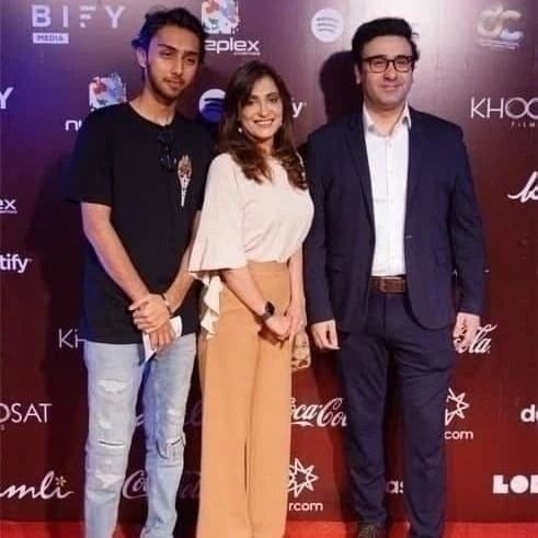 Kamli Had A Star-Studded Premiere In Karachi