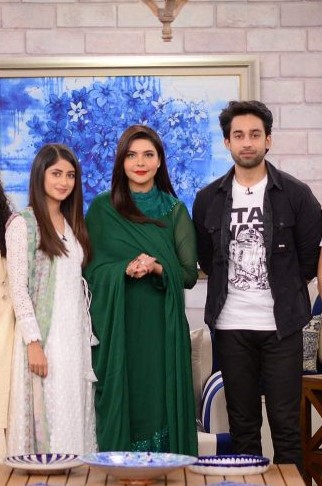 Nida Yasir Advices Sajal Aly Regarding Personal Struggles