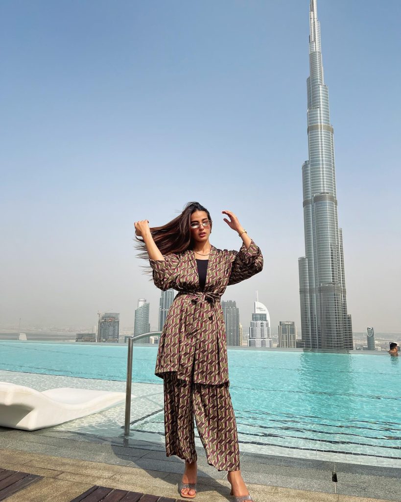 Iqra Aziz And Yasir Hussain Holidaying In Dubai