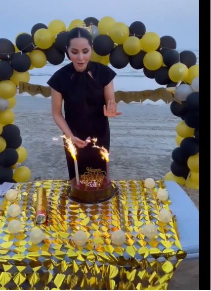 Nimra Khan's Birthday Celebration At Beach