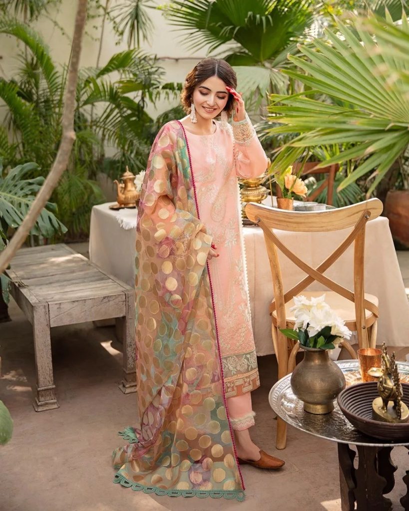 Rangrasiya Eid Collection'22 Featuring Yumna Zaidi And Meerub Ali