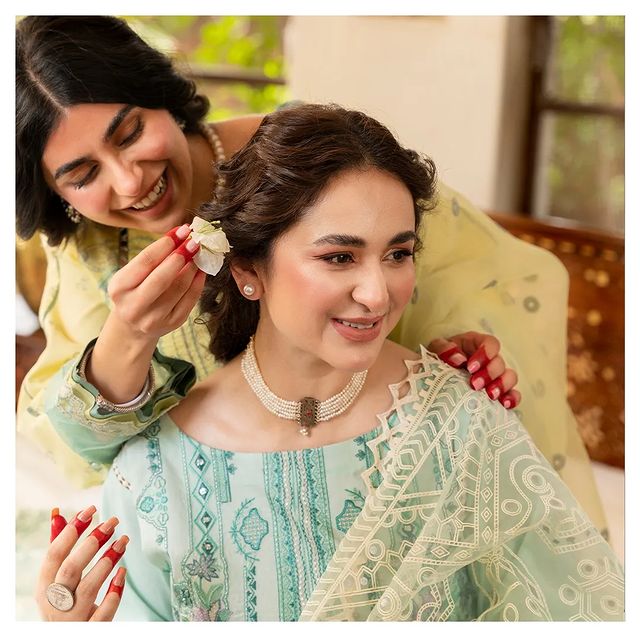 Rangrasiya Eid Collection'22 Featuring Yumna Zaidi And Meerub Ali