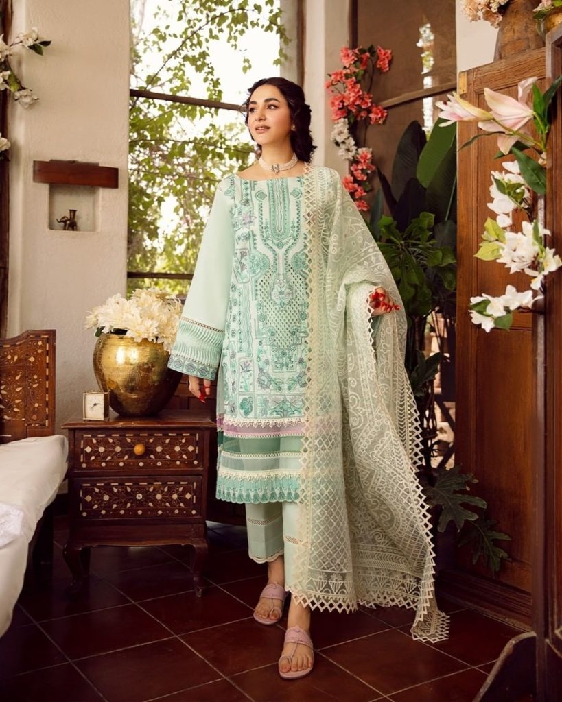 Rangrasiya Eid Collection'22 Featuring Yumna Zaidi And Meerub Ali