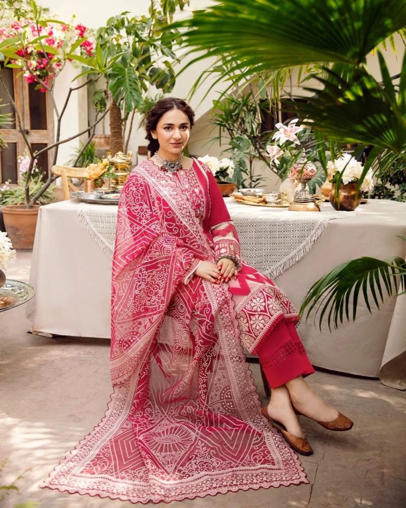 Rangrasiya Eid Collection'22 Featuring Yumna Zaidi And Meerub Ali