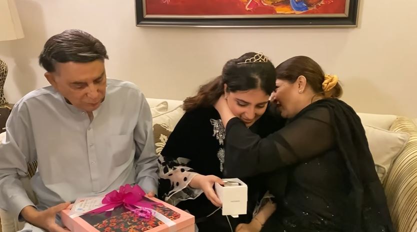 Shagufta Ejaz's Younger Daughter Nabiha's Birthday Celebration