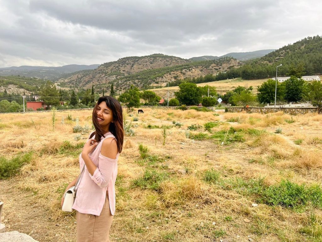 Sunita Marshall's Family Trip To Denizli Turkey - Beautiful Clicks