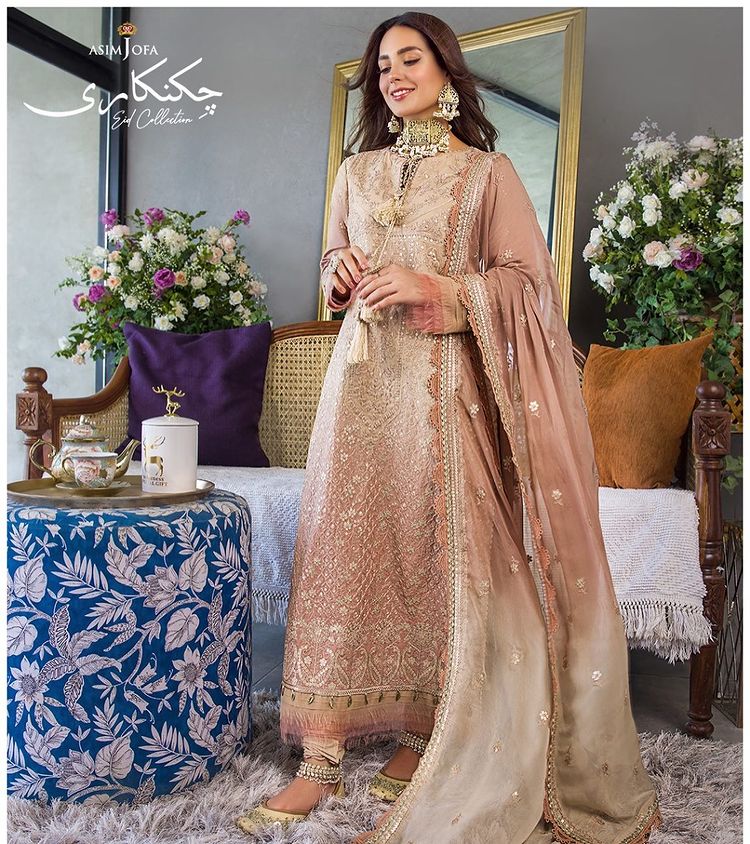 Iqra Aziz Shines In Asim Jofa Chikankari Eid Collection