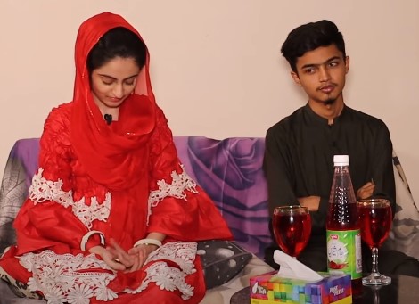 Dua Zehra And Zaheer First Interview Together-Share Love Story