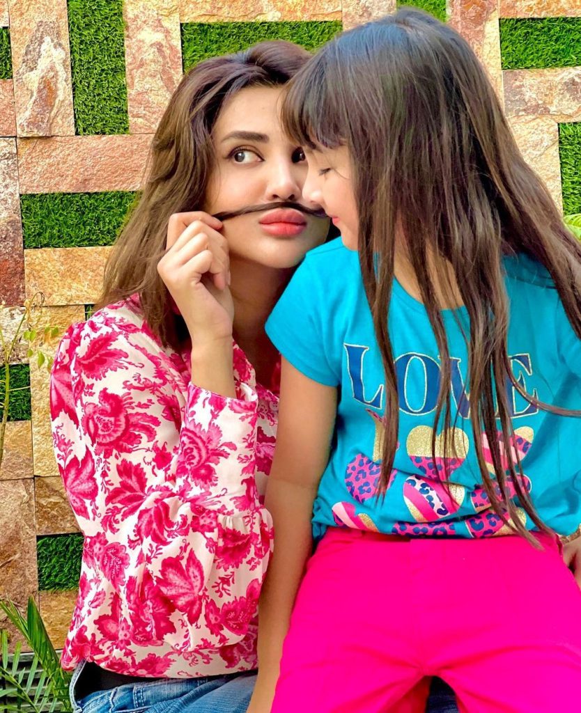 Fiza Ali And Her Daughter's Latest Adorable Clicks