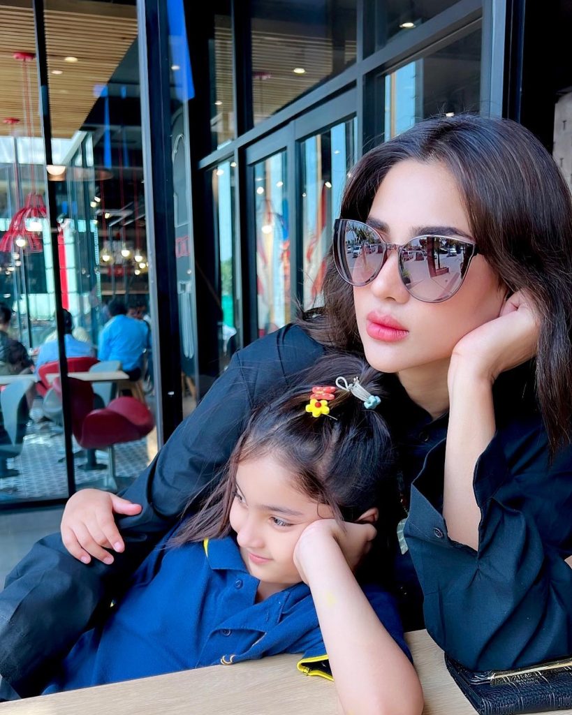 Fiza Ali And Her Daughter's Latest Adorable Clicks