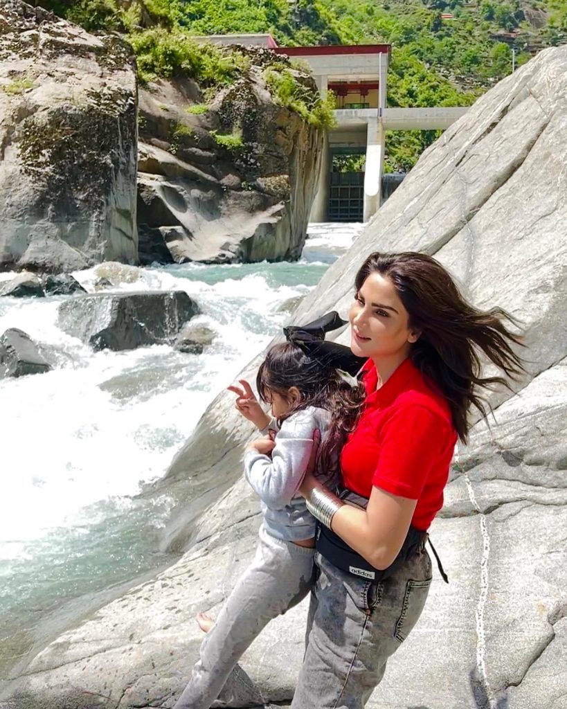 Fiza Ali And Her Daughter's Latest Adorable Clicks